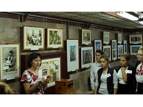 Новина Музей Осмьоркіна у Кропивницькому розгорнув виставку до Дня міста Ранкове місто. Кропивницький