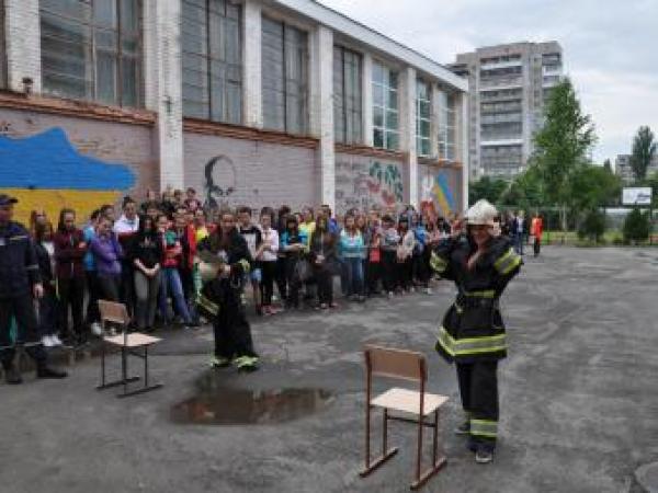 Новина В Кіровограді ліцеїсти згадували правила безпеки і порятунку Ранкове місто. Кропивницький