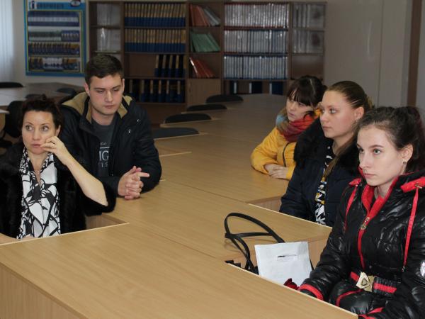 Новина Кропивницьким студентам розповіли про нелегальну трудову міграцію Ранкове місто. Кропивницький