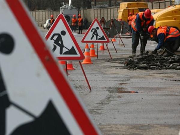 Новина Очільник Кропивницького просить ремонтувати скрізь дороги, а не ділити місто на частини Ранкове місто. Кропивницький
