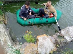 Новина З’явилося відео з подробицями загибелі родини на воді у Кіровоградській області Ранкове місто. Кропивницький