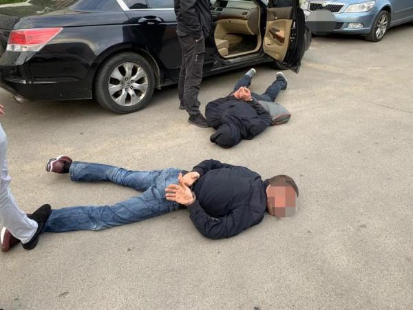 Новина У Києві затримали банду грабіжників, які викрали термінал з супермаркету Ранкове місто. Кропивницький