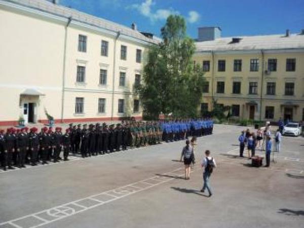Новина Кировоградских полицейских наградили ко Дню Конституции Ранкове місто. Кропивницький