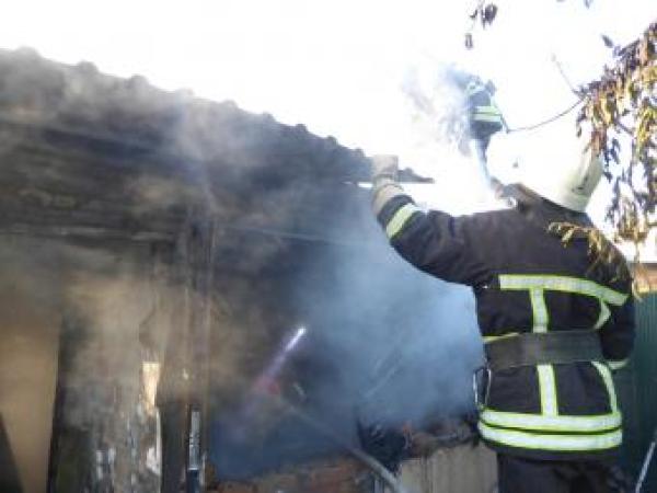 Новина У Кропивницькому рятувальники загасили загорання у житловому будинку Ранкове місто. Кропивницький