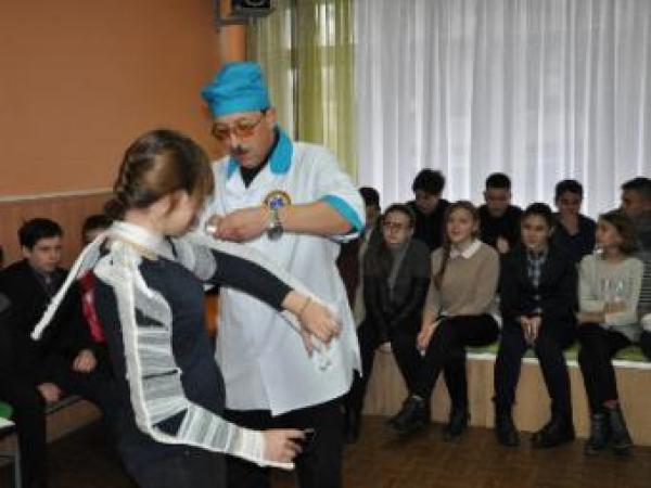 Новина Кіровоградських школярів навчають рятувальники Ранкове місто. Кропивницький