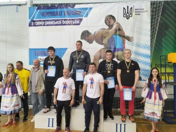 Новина Кропивницький борець здобув срібло на чемпіонаті України серед юніорів Ранкове місто. Кропивницький