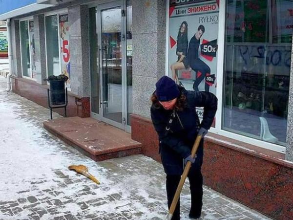 Новина Підприємців у Кропивницькому, які на розчищають сніг, штрафуватимуть Ранкове місто. Кропивницький