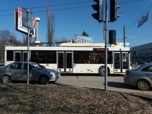 Новина Розклад руху громадського транспорту у Кропивницькому (автобуси і тролейбуси) Ранкове місто. Кропивницький