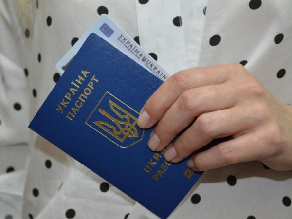 Новина Кропивницька міська рада надала пільги внутрішньо переміщеним особам при оформленні паспортних документів Ранкове місто. Кропивницький