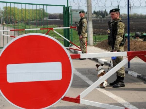 Новина Україна: З 7 квітня кордон можна буде перетнути лише на авто у 19 пунктах Ранкове місто. Кропивницький