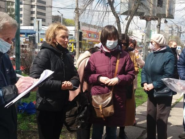 Новина Кропивницькі активісти мають намір зберегти Центральний сквер (ФОТО) Ранкове місто. Кропивницький
