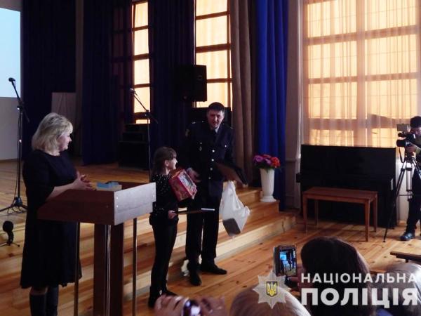 Новина Кіровоградщина: Школярі створили відеороботи на тему «Стоп, булінг» Ранкове місто. Кропивницький
