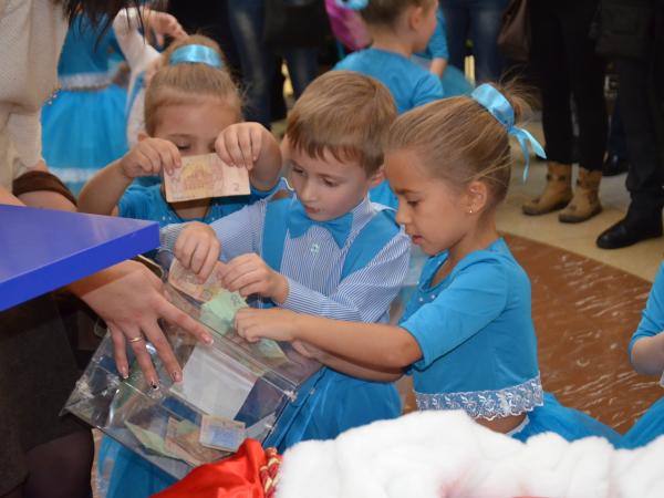 Новина Благодійний марафон: У Кропивницькому стартував збір іграшок для онкохворих та ВІЛ–позитивних діток Ранкове місто. Кропивницький