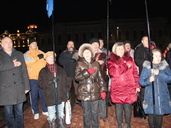 Новина Кропивницькі націоналісти вшанували пам’ять Героїв Небесної сотні Ранкове місто. Кропивницький