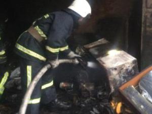 Новина У Кропивницькому вогнеборці загасили пожежу в гаражі Ранкове місто. Кропивницький