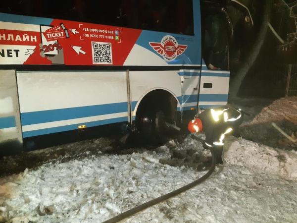 Новина Під кропивницьким сталася ДТП за участі пасажирського автобуса, є постраждалі Ранкове місто. Кропивницький