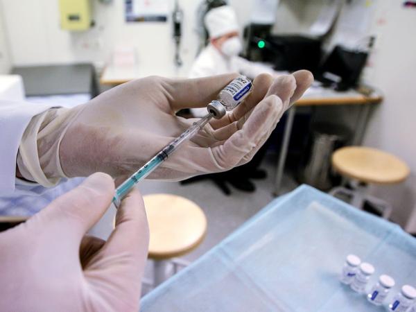 Новина У Вінницькій області через чотири години після щеплення вакциною Pfizer помер чоловік Ранкове місто. Кропивницький
