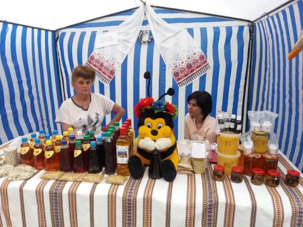 Новина Цього тижня у Кропивницькому готують медовий ярмарок Ранкове місто. Кропивницький