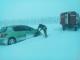 Як на Кіровоградщині рятувальники визволяють автомобілі зі снігового полону (ФОТО)
