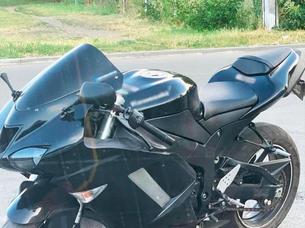Новина У Кропивницькому патрульні виявили ймовірного «двійника» мотоцикла Ранкове місто. Кропивницький