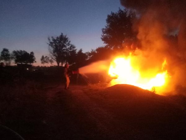Новина В області на вихідних загорілись дві автівки Ранкове місто. Кропивницький