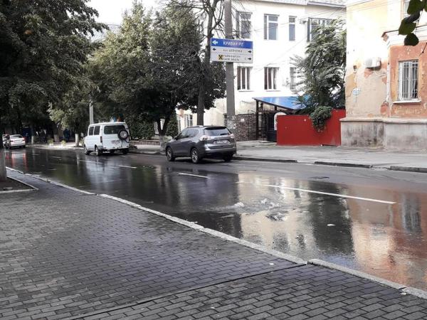 Новина Багатостраждальна вулиця Чорновола знову заливається нечистотами Ранкове місто. Кропивницький