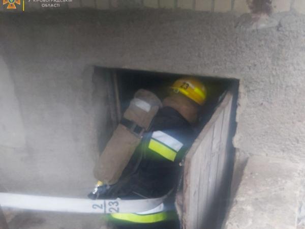 Новина У Смоліно запалало сміття у підвалі дев’ятиповерхівки Ранкове місто. Кропивницький