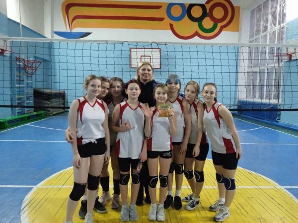 Новина Кропивницькі волейболісти вибороли третє місце в Кривому Розі Ранкове місто. Кропивницький