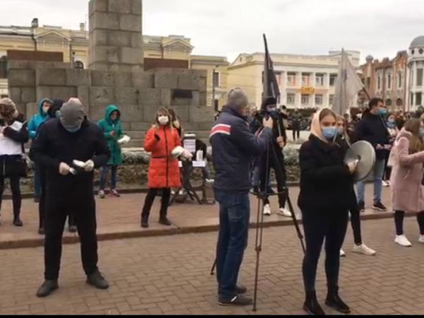 Новина У Кропивницькому триває акція протесту місцевіх рестораторів (ВІДЕО) Ранкове місто. Кропивницький