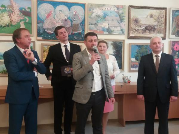 Новина Кропивницький: Галерея «Єлисаветград» розгорнула «українську» виставку (ФОТО) Ранкове місто. Кропивницький