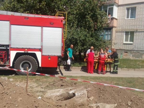 Новина У Кропивницькому дев’ятирічна дівчинка впала у яму на металевий дріт Ранкове місто. Кропивницький