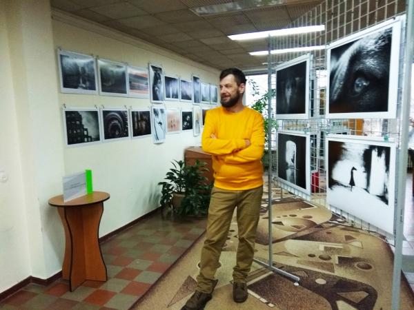Новина У Кропивницькому відкрили виставку «Фотопаралелі» (СВІТЛИНИ) Ранкове місто. Кропивницький