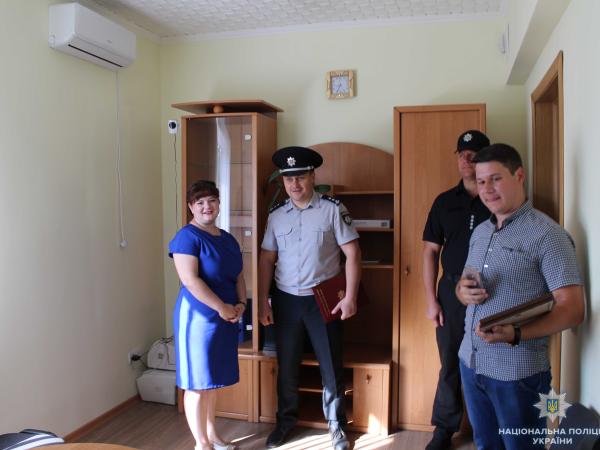 Новина У селі Обознівка, що на Кіровоградщині, розпочала роботу поліцейська станція Ранкове місто. Кропивницький