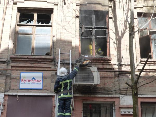 Новина Рятувальники загасили пожежу в квартирі Ранкове місто. Кропивницький