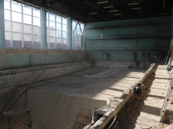 Новина Кропивницький: В спортивній школі триває ремонт басейну Ранкове місто. Кропивницький