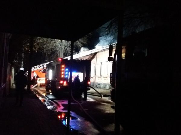 Новина Кропивницький: Триває гасіння пожежі у кафе «Адмірал» Ранкове місто. Кропивницький