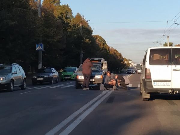 Новина У Кропивницькому біля технічного університету авто збило пішохода Ранкове місто. Кропивницький