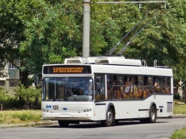 Новина Тролейбуси від сьогодні їздитимуть по звичному маршруту Ранкове місто. Кропивницький
