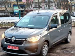 Новина Кіровоградщина: У медиків Смоліного з'явився новий автомобіль Ранкове місто. Кропивницький
