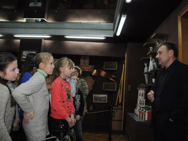 Новина Школярі з Олександрії відвідали пожежно-технічну виставку-музей Ранкове місто. Кропивницький