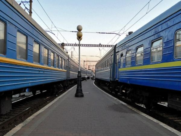 Новина Розклад і маршрут курсування пасажирських потягів через Кропивницький Ранкове місто. Кропивницький