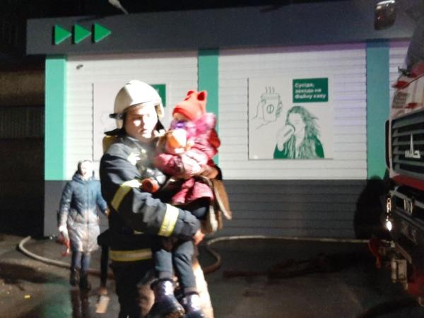 Новина У Кропивницькому мешканці славнозвісного гуртожитку постраждали від пожежі (ФОТО) Ранкове місто. Кропивницький