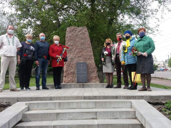 Новина Кропивницькі свободівці вшанували постраждалих від радянського тоталітарного режиму Ранкове місто. Кропивницький
