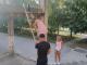 На Кіровоградщині школярка застрягла на бетонній конструкції