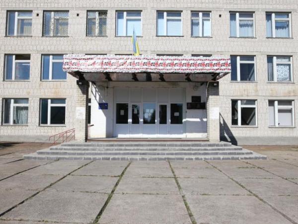 Новина Кіровоградщина: У Смоліному відремонтують гімназію Ранкове місто. Кропивницький