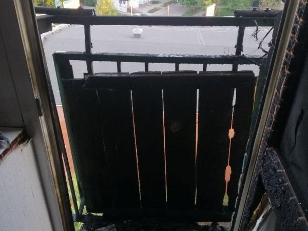 Новина Кропивницький: Біля Плазми власниця квартири по необережності підпалила балкон Ранкове місто. Кропивницький