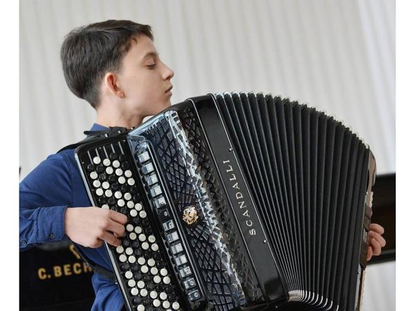 Новина У Кропивницькому «Провесінь» збирає щедрий врожай талантів народної музики Ранкове місто. Кропивницький