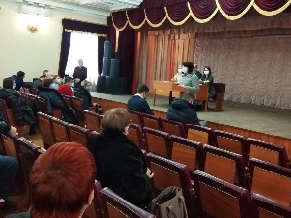 Новина У Кропивницькому депутати з третьої спроби намагаються обрати голову Подільської ради Ранкове місто. Кропивницький