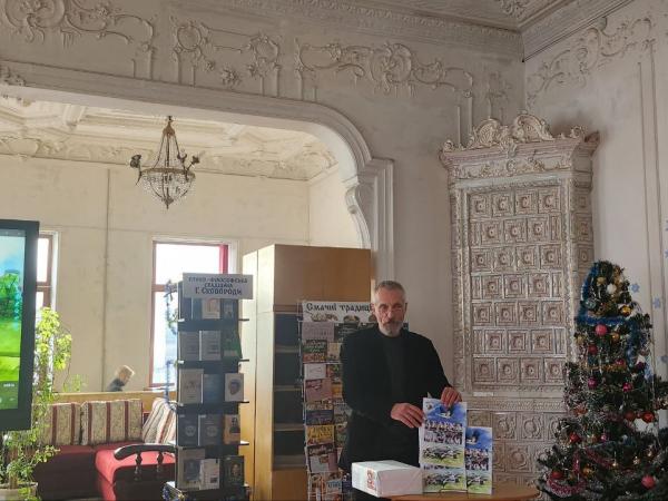 Новина «Лелека над містом»: у Кропивницькому презентували краєзнавчу дитячу книгу Ранкове місто. Кропивницький