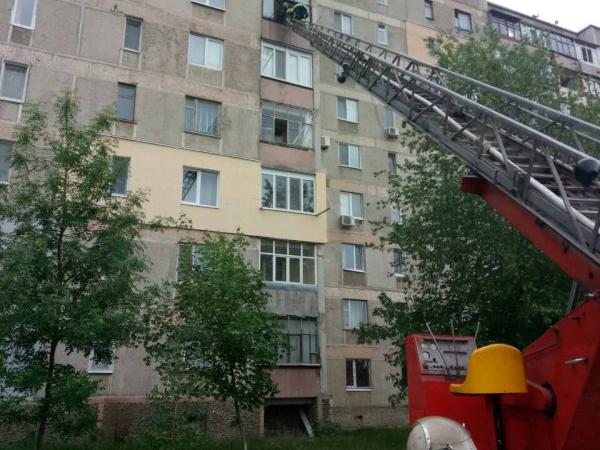 Новина На Кіровоградщині загорівся балкон у багатоповерхівці Ранкове місто. Кропивницький